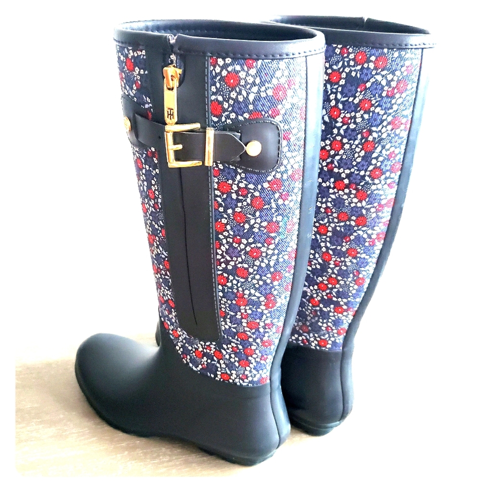 TH Rain Boots